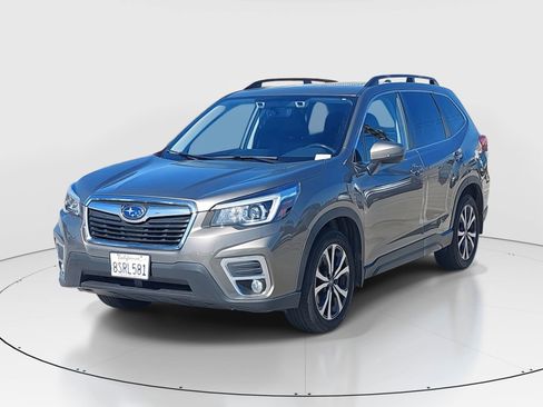 Used 2020 Subaru Forester Limited image 3
