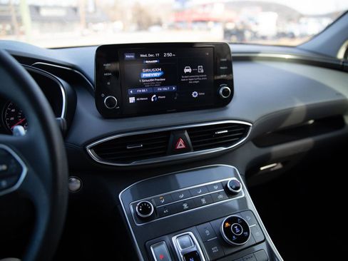 Used 2021 Hyundai Santa Fe SEL image 13