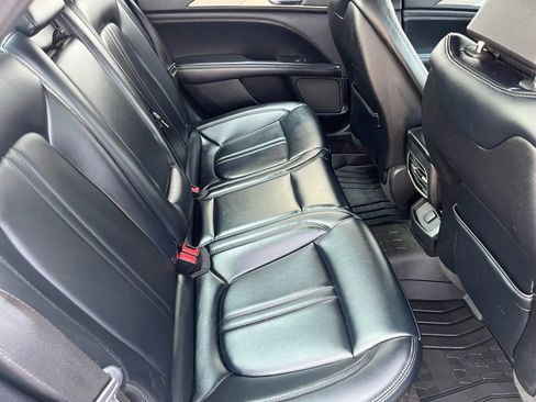 Used 2017 Lincoln MKZ Premiere image 19