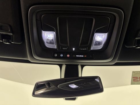 Used 2021 GMC Sierra 1500 AT4 image 32