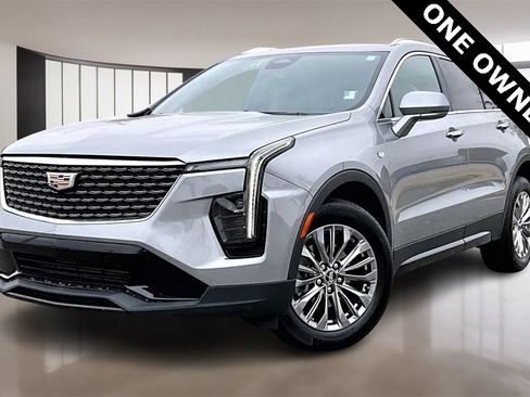 Certified 2024 Cadillac XT4 Premium Luxury image 1