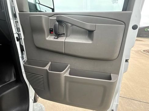 Used 2025 Chevrolet Express 2500 w/ Driver Convenience Package RWD image 23