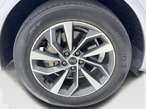 Used 2022 Audi Q5 2.0T Premium Plus w/ Premium Plus Package image 55