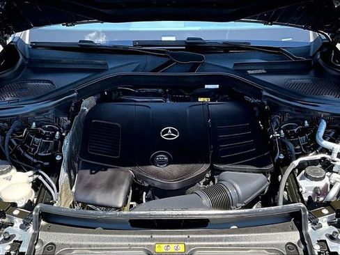 Used 2026 Mercedes-Benz GLC 300 4MATIC image 26