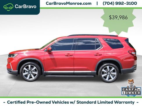 Used 2024 Honda Pilot Touring image 2