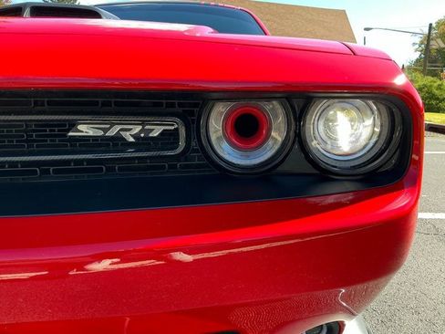 Used 2019 Dodge Challenger R/T Scat Pack w/ Shaker Package image 4