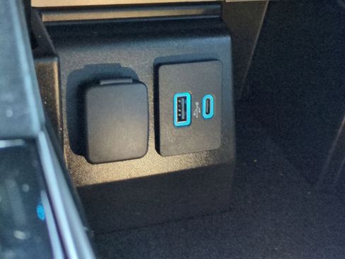 Used 2022 Ford Explorer ST w/ Equipment Group 401A image 33