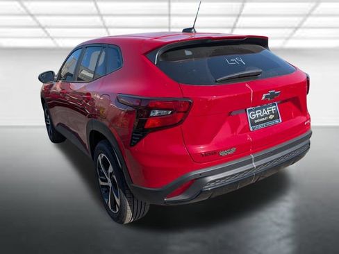 New 2026 Chevrolet Trax RS w/ Sunroof Package FWD image 2