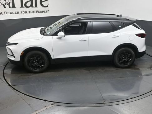 Used 2023 Chevrolet Blazer LT w/ Convenience Package FWD image 59