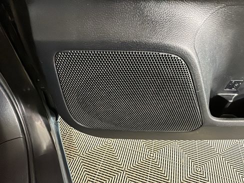 Used 2019 Toyota Tacoma SR w/ SR Convenience Package AWD/4WD image 30