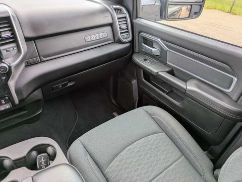 Used 2025 RAM 2500 Big Horn AWD/4WD image 17