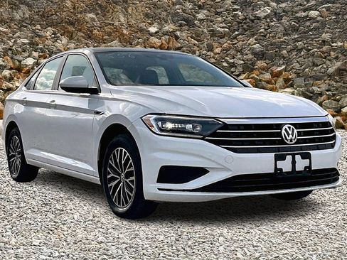 Used 2019 Volkswagen Jetta SEL image 9
