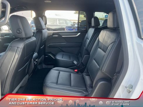 New 2026 GMC Acadia Elevation w/ Black Edition image 12