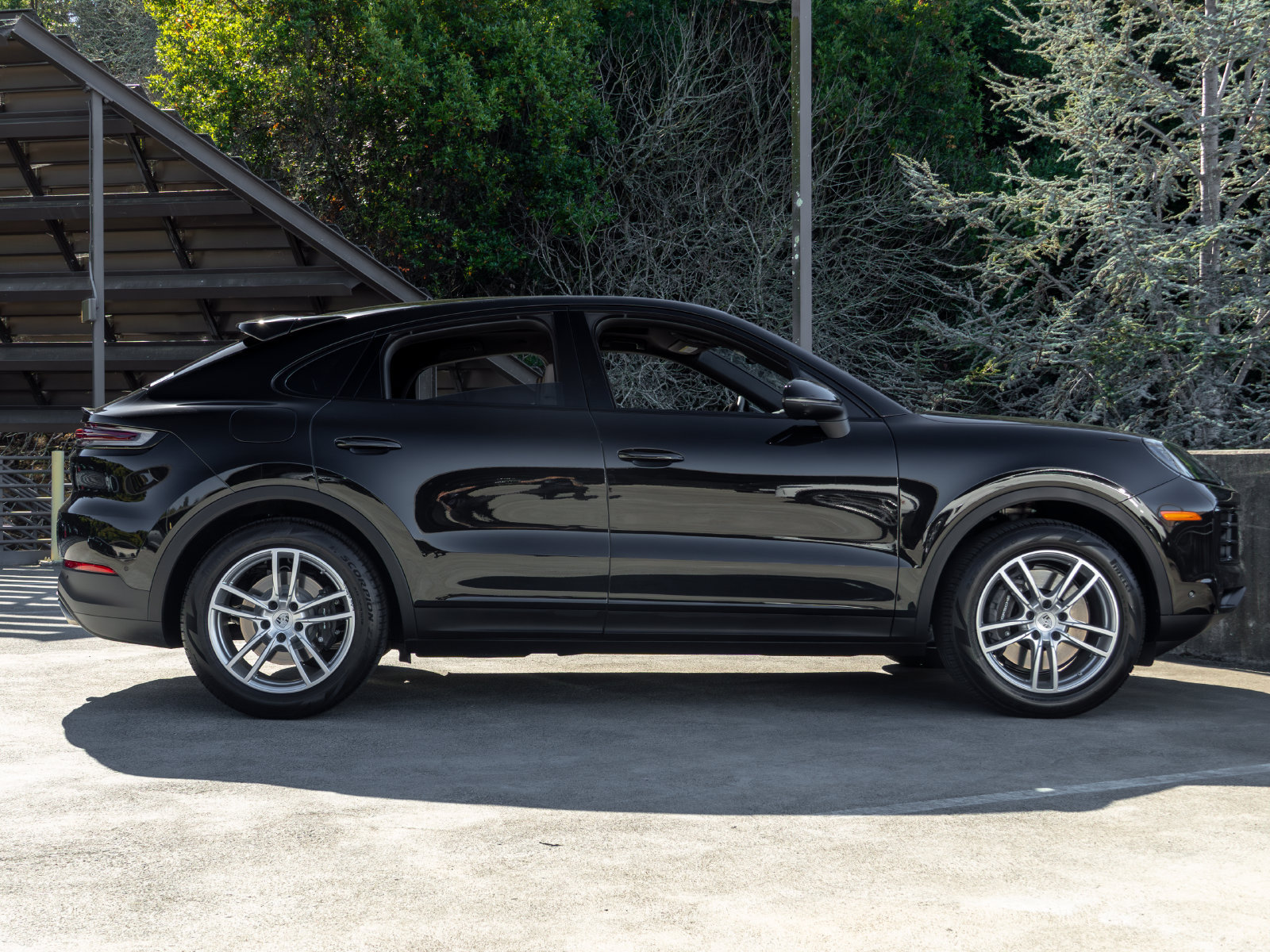 Certified 2026 Porsche Cayenne Coupe AWD/4WD image 12
