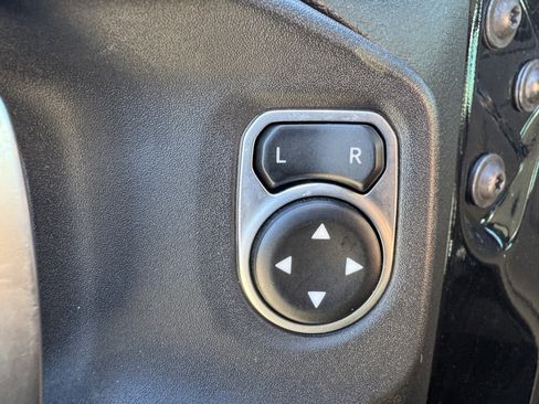 Used 2018 Jeep Wrangler Unlimited Sport S image 10