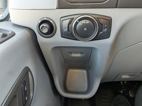 Used 2018 Ford Transit 350 XL image 25