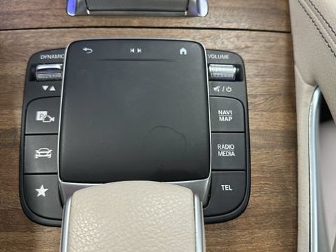 Used 2022 Mercedes-Benz GLE 350 4MATIC image 28