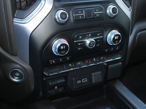 Used 2019 GMC Sierra 1500 SLT w/ SLT Premium Package image 24