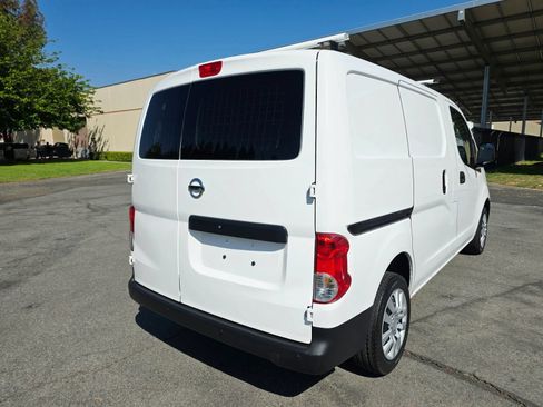 Used 2016 Nissan NV200 SV w/ Back Door Glass Package FWD image 8