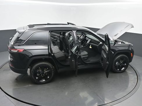 New 2026 Jeep Grand Cherokee Limited image 66