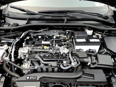 Certified 2023 Toyota Corolla Cross LE image 27