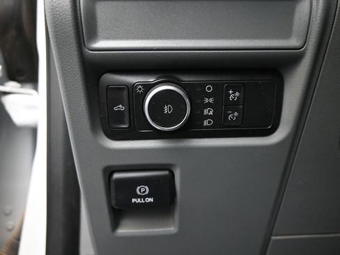 Used 2022 Ford F150 XLT w/ Equipment Group 301A Mid AWD/4WD image 15