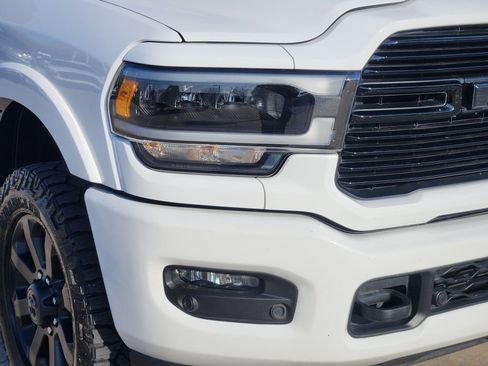 Used 2019 RAM 2500 Laramie w/ Night Edition image 9