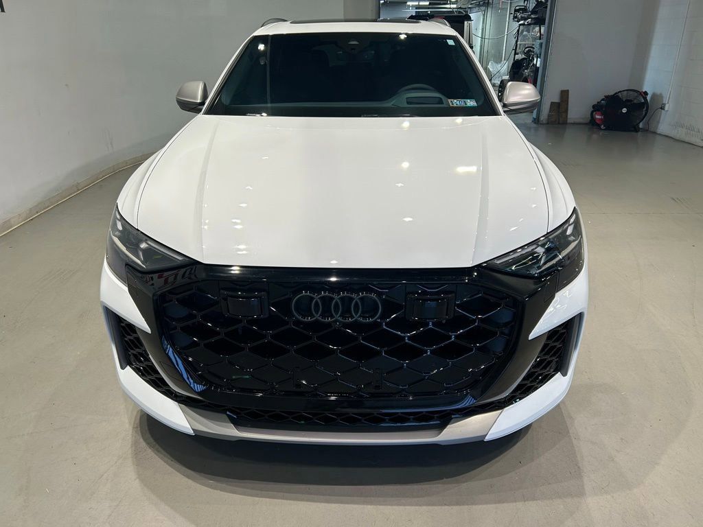 Used 2025 Audi RS Q8 performance AWD/4WD image 9
