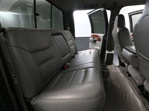 Used 2002 Ford F350 Lariat image 44