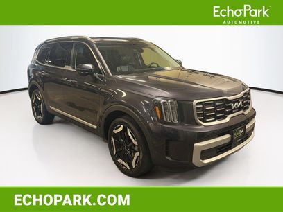 Used 2025 Kia Telluride S