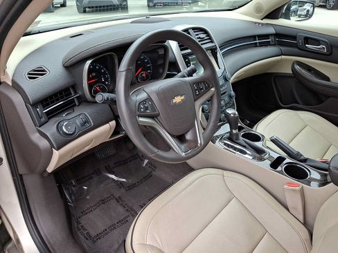 Used 2014 Chevrolet Malibu LT FWD image 15