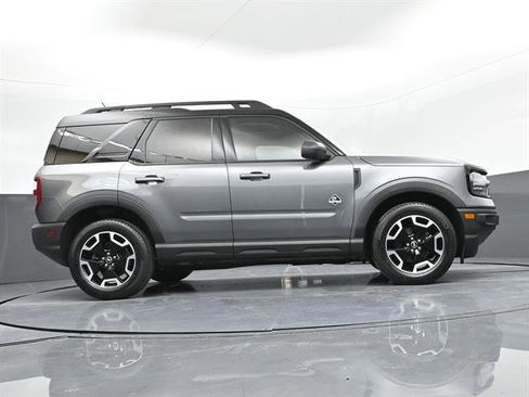 Used 2022 Ford Bronco Sport Outer Banks w/ Tech Package AWD/4WD image 36