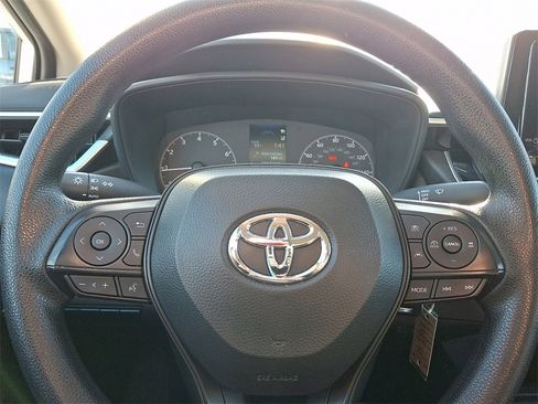 Used 2024 Toyota Corolla LE image 19