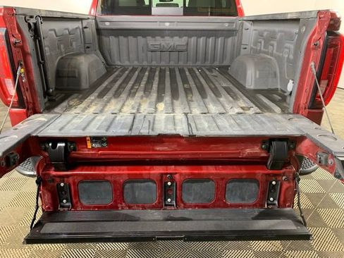 Used 2021 GMC Sierra 1500 SLT w/ SLT Convenience Package AWD/4WD image 25