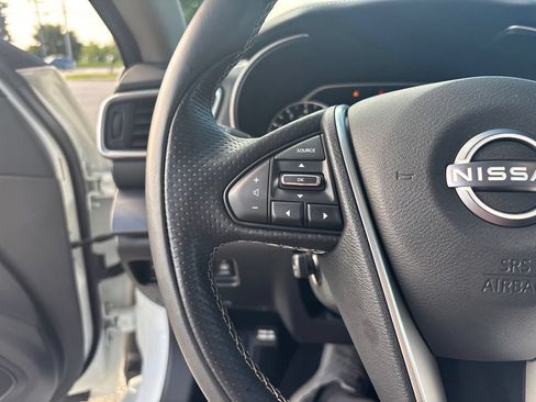 Used 2023 Nissan Maxima Platinum w/ Sport Mat Group FWD image 21