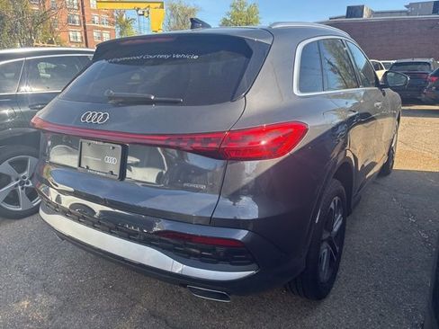 Certified 2025 Audi Q5 Premium w/ Premium Plus AWD/4WD image 8