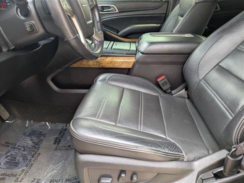 Used 2017 GMC Yukon Denali AWD/4WD image 15