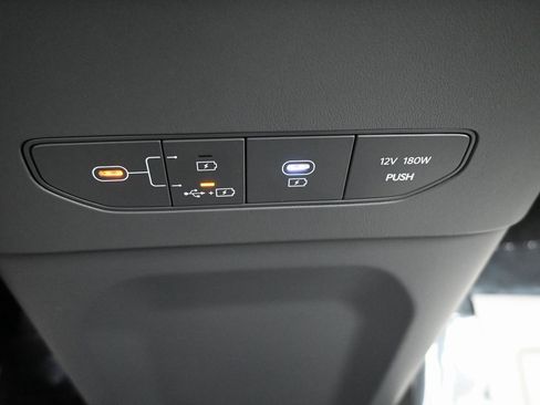 Used 2024 Kia EV9 Light Long Range image 16