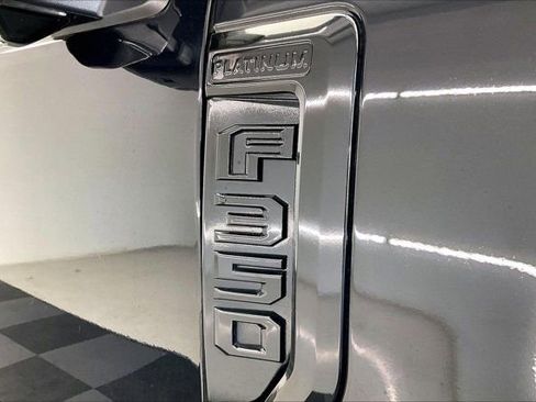 Used 2022 Ford F350 Platinum AWD/4WD image 31
