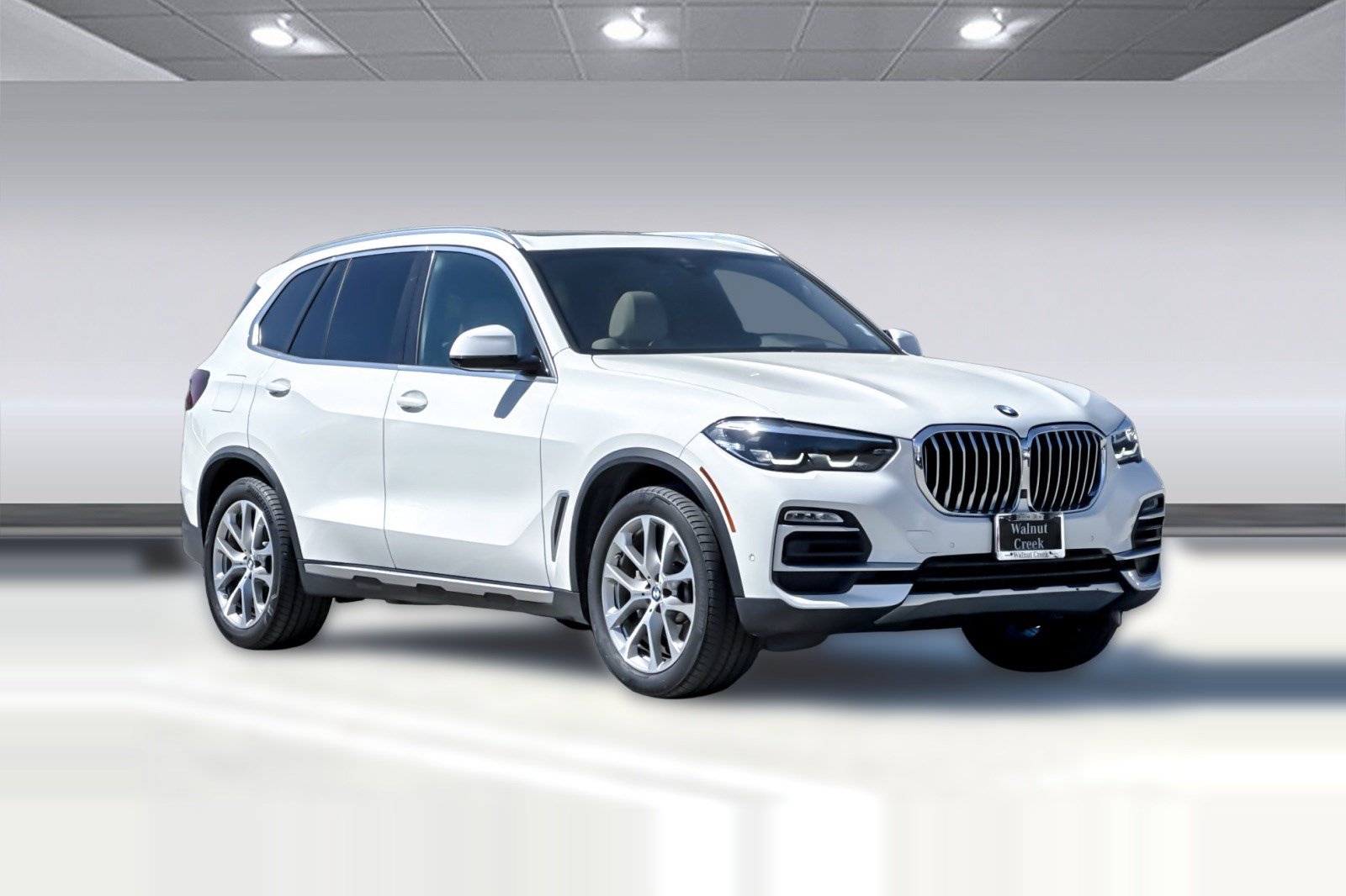 Used 2021 BMW X5 xDrive40i w/ Premium Package 3 AWD/4WD image 7