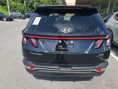 Used 2023 Hyundai Tucson SEL w/ Convenience Package AWD/4WD image 3