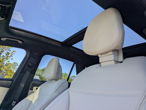 New 2026 Mercedes-Benz GLC 300 4MATIC image 4