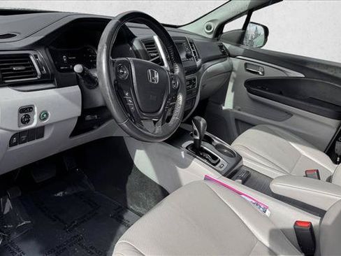 Used 2019 Honda Ridgeline RTL image 12