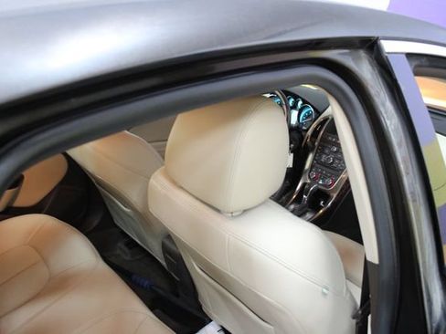 Used 2015 Buick Verano Convenience FWD image 10
