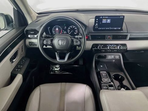 Certified 2025 Honda Pilot EX-L image 22