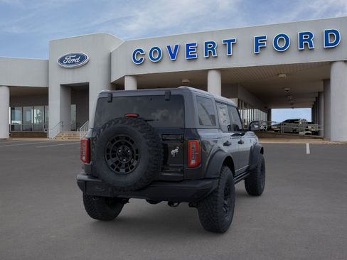 New 2026 Ford Bronco Badlands w/ Sasquatch Package AWD/4WD image 8