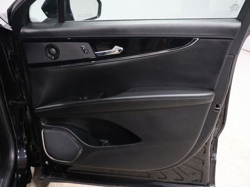 Used 2023 Lincoln Nautilus Reserve w/ Equipment Group 201A image 24