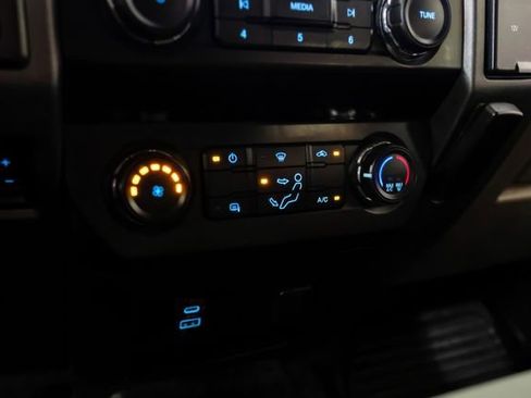 Used 2022 Ford F250 XL w/ STX Appearance Package image 24