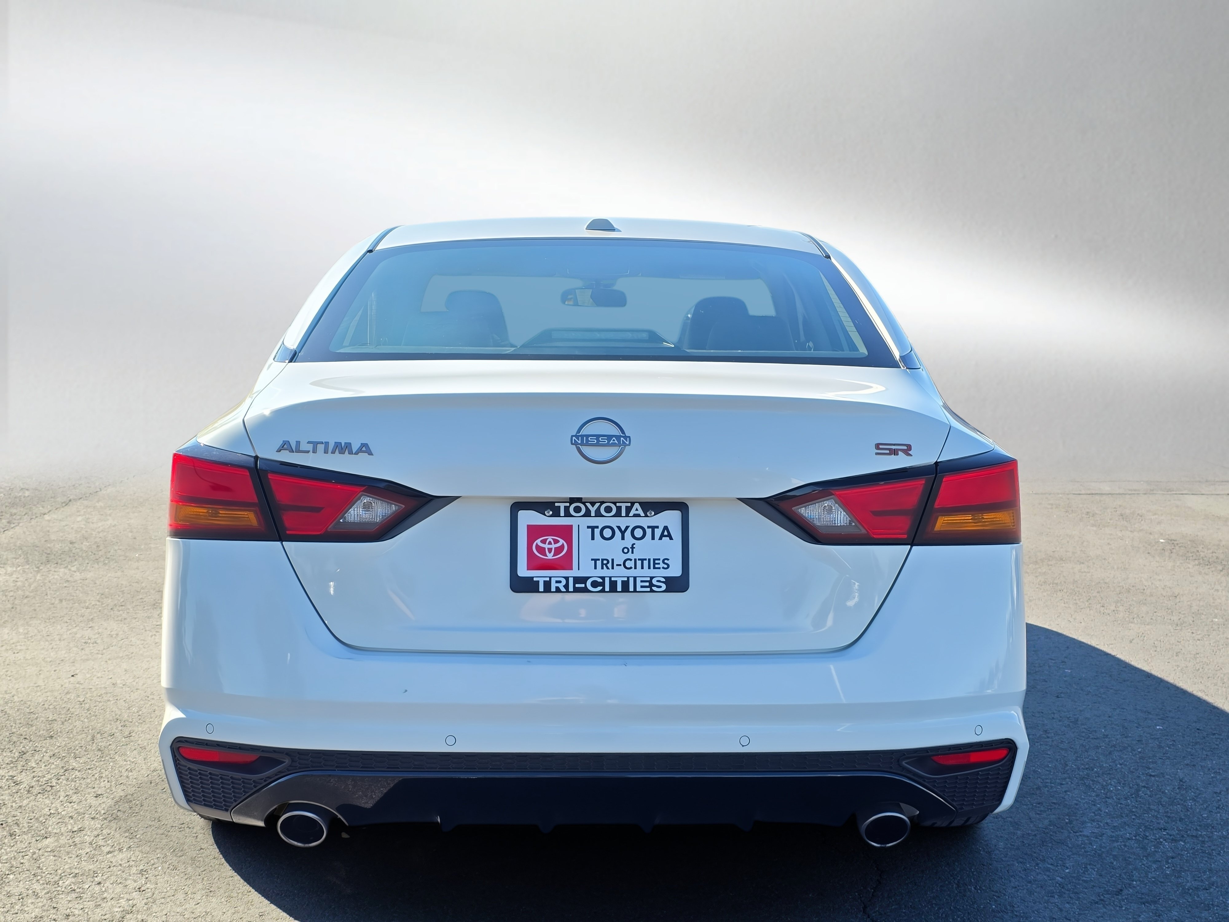 Used 2025 Nissan Altima 2.5 SR FWD image 4