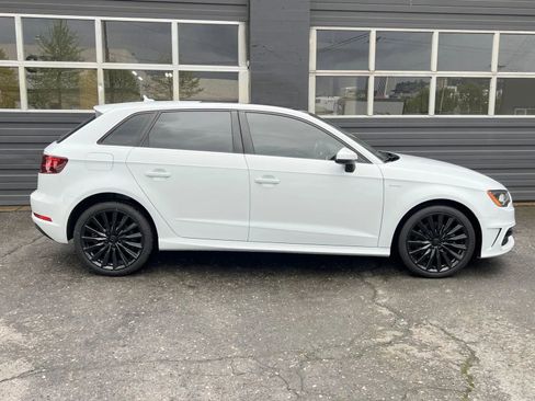 Used 2016 Audi A3 e-tron Prestige w/ Prestige Package image 6
